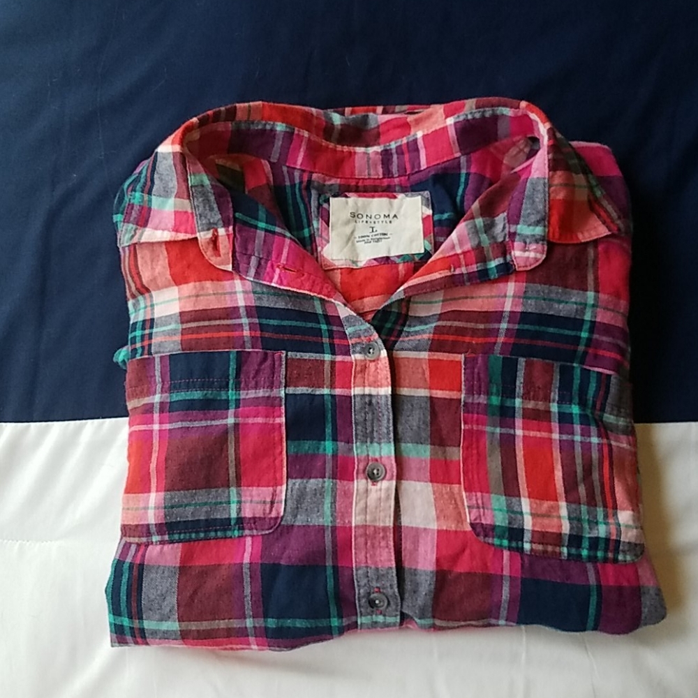 Long sleeve plaid button down size L